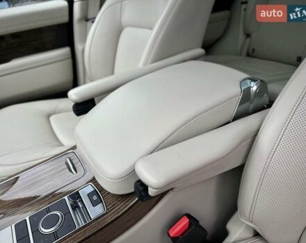 Сірий Ленд Ровер Рендж Ровер, об'ємом двигуна 2.99 л та пробігом 68 тис. км за 69900 $, фото 37 на Automoto.ua