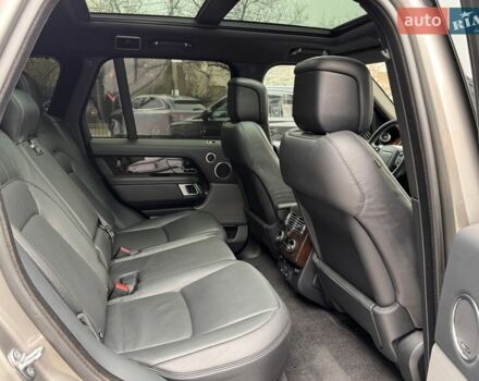 Серый Ленд Ровер Рендж Ровер, объемом двигателя 2.99 л и пробегом 186 тыс. км за 52900 $, фото 12 на Automoto.ua