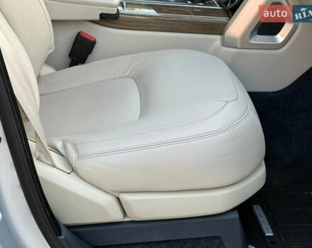 Серый Ленд Ровер Рендж Ровер, объемом двигателя 3 л и пробегом 169 тыс. км за 39500 $, фото 87 на Automoto.ua