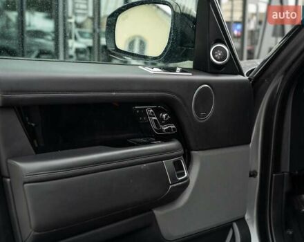 Сірий Ленд Ровер Рендж Ровер, об'ємом двигуна 3 л та пробігом 123 тис. км за 45900 $, фото 48 на Automoto.ua