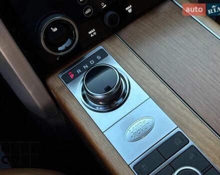 Серый Ленд Ровер Рендж Ровер, объемом двигателя 4.37 л и пробегом 243 тыс. км за 56900 $, фото 46 на Automoto.ua