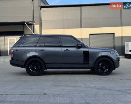 Ленд Ровер Рендж Ровер 2018 у Києві на Automoto.ua Сірий Ленд Ровер Рендж Ровер, об'ємом двигуна 3 л та пробігом 167 тис. км за 53000 $, фото 5 на Automoto.ua