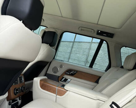 Серый Ленд Ровер Рендж Ровер, объемом двигателя 2.99 л и пробегом 61 тыс. км за 63000 $, фото 8 на Automoto.ua