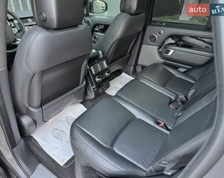 Серый Ленд Ровер Рендж Ровер, объемом двигателя 3 л и пробегом 168 тыс. км за 45000 $, фото 50 на Automoto.ua