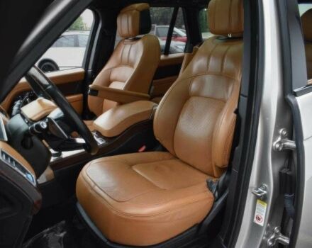 Серый Ленд Ровер Рендж Ровер, объемом двигателя 5 л и пробегом 30 тыс. км за 12000 $, фото 7 на Automoto.ua