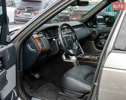 Серый Ленд Ровер Рендж Ровер, объемом двигателя 2.99 л и пробегом 185 тыс. км за 53500 $, фото 18 на Automoto.ua