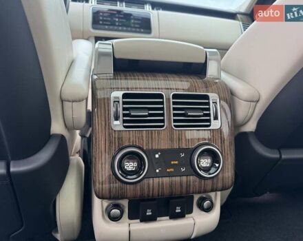 Серый Ленд Ровер Рендж Ровер, объемом двигателя 3 л и пробегом 161 тыс. км за 51900 $, фото 75 на Automoto.ua