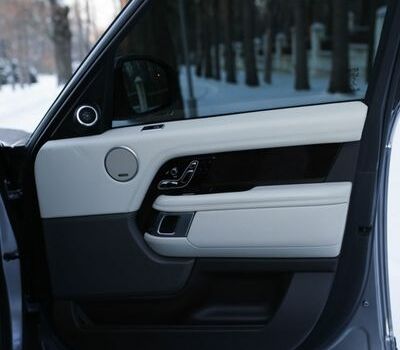 Серый Ленд Ровер Рендж Ровер, объемом двигателя 3 л и пробегом 125 тыс. км за 69000 $, фото 17 на Automoto.ua