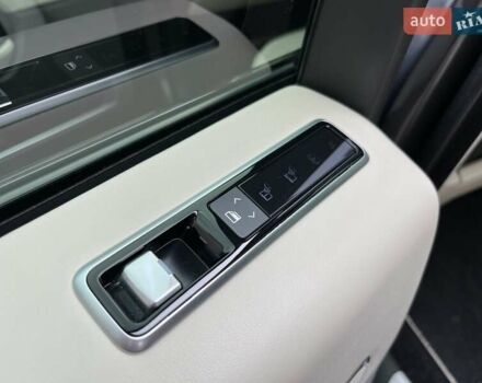 Серый Ленд Ровер Рендж Ровер, объемом двигателя 4.37 л и пробегом 48 тыс. км за 95000 $, фото 37 на Automoto.ua