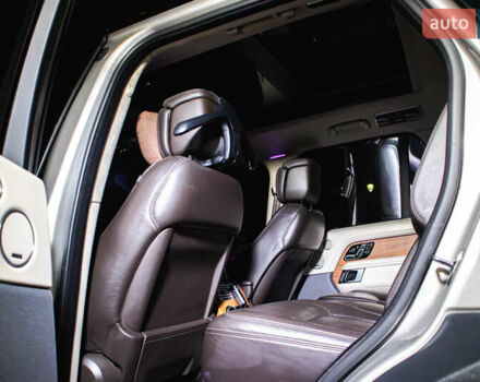 Сірий Ленд Ровер Рендж Ровер, об'ємом двигуна 4.4 л та пробігом 110 тис. км за 78800 $, фото 15 на Automoto.ua