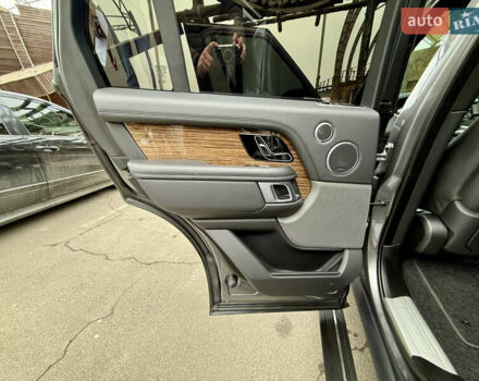 Серый Ленд Ровер Рендж Ровер, объемом двигателя 2.99 л и пробегом 49 тыс. км за 79999 $, фото 99 на Automoto.ua