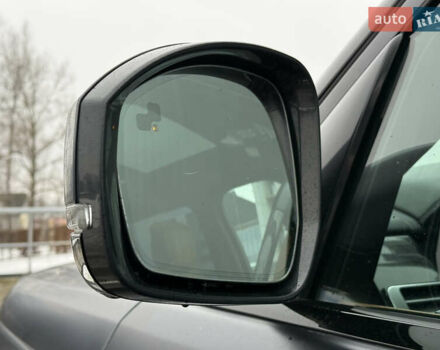 Серый Ленд Ровер Рендж Ровер, объемом двигателя 4.4 л и пробегом 183 тыс. км за 64000 $, фото 5 на Automoto.ua