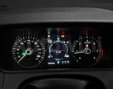 Серый Ленд Ровер Рендж Ровер, объемом двигателя 2 л и пробегом 106 тыс. км за 19000 $, фото 9 на Automoto.ua