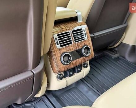 Серый Ленд Ровер Рендж Ровер, объемом двигателя 3 л и пробегом 37 тыс. км за 53900 $, фото 36 на Automoto.ua