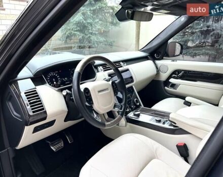 Серый Ленд Ровер Рендж Ровер, объемом двигателя 4.37 л и пробегом 48 тыс. км за 95000 $, фото 31 на Automoto.ua