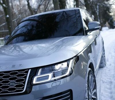 Серый Ленд Ровер Рендж Ровер, объемом двигателя 3 л и пробегом 125 тыс. км за 69000 $, фото 2 на Automoto.ua