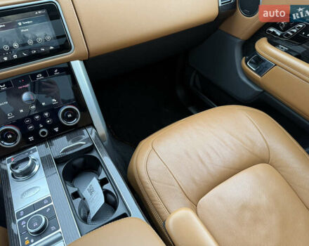 Серый Ленд Ровер Рендж Ровер, объемом двигателя 4.4 л и пробегом 183 тыс. км за 64000 $, фото 17 на Automoto.ua