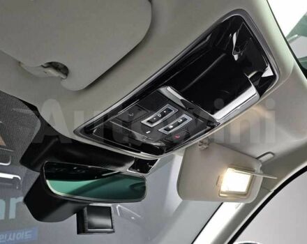 Серый Ленд Ровер Рендж Ровер, объемом двигателя 2 л и пробегом 106 тыс. км за 19000 $, фото 13 на Automoto.ua