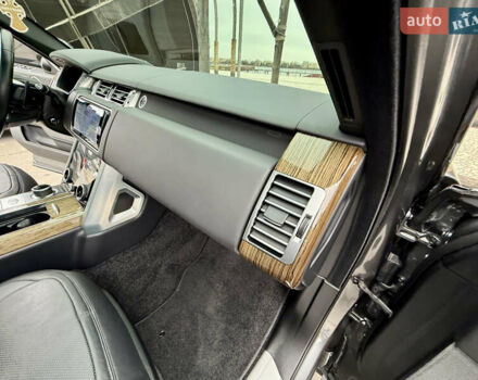 Серый Ленд Ровер Рендж Ровер, объемом двигателя 2.99 л и пробегом 49 тыс. км за 79999 $, фото 114 на Automoto.ua