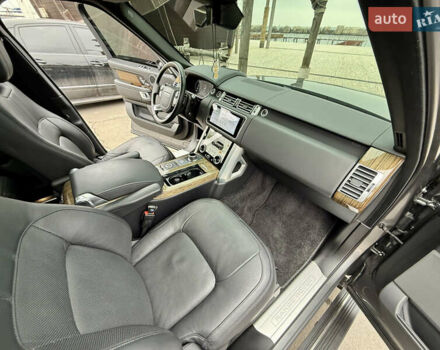 Серый Ленд Ровер Рендж Ровер, объемом двигателя 2.99 л и пробегом 49 тыс. км за 79999 $, фото 113 на Automoto.ua