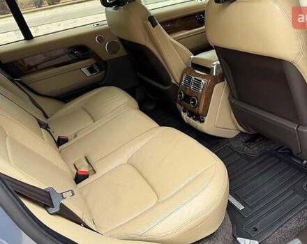 Серый Ленд Ровер Рендж Ровер, объемом двигателя 3 л и пробегом 37 тыс. км за 53900 $, фото 38 на Automoto.ua