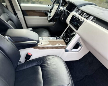 Сірий Ленд Ровер Рендж Ровер, об'ємом двигуна 4.37 л та пробігом 125 тис. км за 77000 $, фото 37 на Automoto.ua