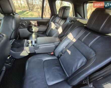 Сірий Ленд Ровер Рендж Ровер, об'ємом двигуна 4.37 л та пробігом 255 тис. км за 70000 $, фото 27 на Automoto.ua