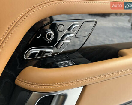 Серый Ленд Ровер Рендж Ровер, объемом двигателя 4.37 л и пробегом 94 тыс. км за 103000 $, фото 41 на Automoto.ua