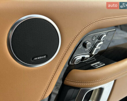 Серый Ленд Ровер Рендж Ровер, объемом двигателя 4.37 л и пробегом 94 тыс. км за 103000 $, фото 40 на Automoto.ua