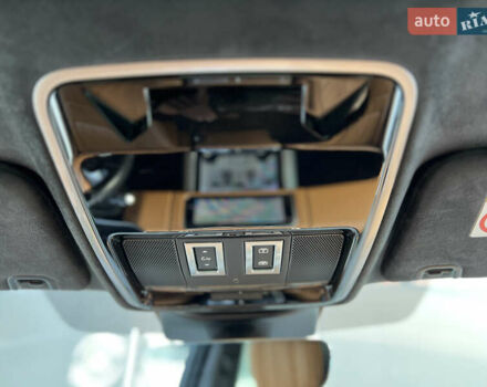 Серый Ленд Ровер Рендж Ровер, объемом двигателя 4.37 л и пробегом 94 тыс. км за 103000 $, фото 24 на Automoto.ua