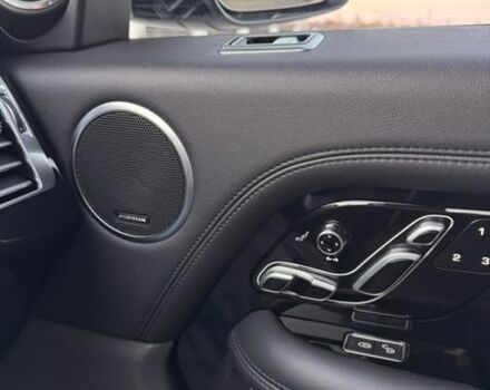 Серый Ленд Ровер Рендж Ровер, объемом двигателя 2.99 л и пробегом 112 тыс. км за 65000 $, фото 14 на Automoto.ua