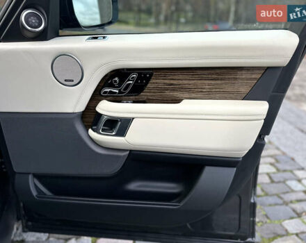 Сірий Ленд Ровер Рендж Ровер, об'ємом двигуна 4.37 л та пробігом 125 тис. км за 77000 $, фото 39 на Automoto.ua