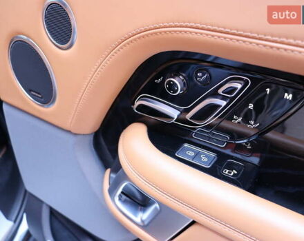 Серый Ленд Ровер Рендж Ровер, объемом двигателя 4.4 л и пробегом 93 тыс. км за 99900 $, фото 43 на Automoto.ua