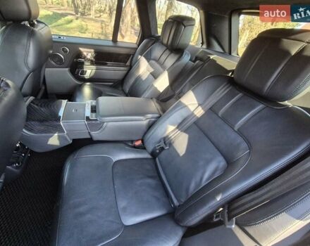 Сірий Ленд Ровер Рендж Ровер, об'ємом двигуна 4.37 л та пробігом 255 тис. км за 70000 $, фото 30 на Automoto.ua