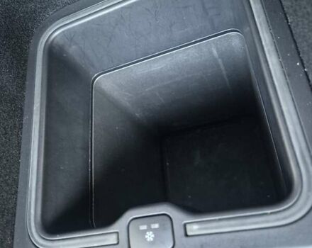 Сірий Ленд Ровер Рендж Ровер, об'ємом двигуна 4.37 л та пробігом 255 тис. км за 70000 $, фото 22 на Automoto.ua