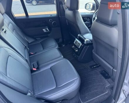 Ленд Ровер Рендж Ровер 2021 у Києві на Automoto.ua Сірий Ленд Ровер Рендж Ровер, об'ємом двигуна 3 л та пробігом 89 тис. км за 77900 $, фото 40 на Automoto.ua