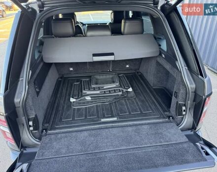 Ленд Ровер Рендж Ровер 2021 у Києві на Automoto.ua Сірий Ленд Ровер Рендж Ровер, об'ємом двигуна 3 л та пробігом 89 тис. км за 77900 $, фото 50 на Automoto.ua