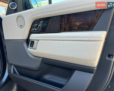 Серый Ленд Ровер Рендж Ровер, объемом двигателя 5 л и пробегом 63 тыс. км за 69999 $, фото 32 на Automoto.ua