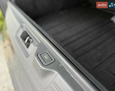 Сірий Ленд Ровер Рендж Ровер, об'ємом двигуна 3 л та пробігом 121 тис. км за 89900 $, фото 55 на Automoto.ua