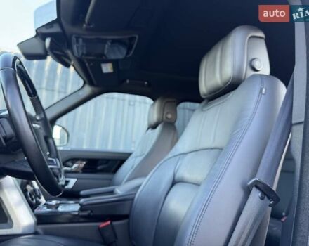 Ленд Ровер Рендж Ровер 2021 у Києві на Automoto.ua Сірий Ленд Ровер Рендж Ровер, об'ємом двигуна 3 л та пробігом 89 тис. км за 77900 $, фото 36 на Automoto.ua