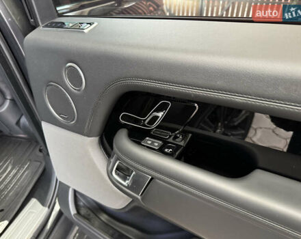 Сірий Ленд Ровер Рендж Ровер, об'ємом двигуна 3 л та пробігом 153 тис. км за 78700 $, фото 9 на Automoto.ua