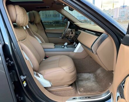 Сірий Ленд Ровер Рендж Ровер, об'ємом двигуна 4.4 л та пробігом 35 тис. км за 239999 $, фото 15 на Automoto.ua