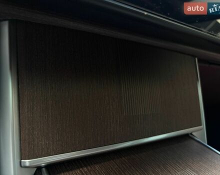 Серый Ленд Ровер Рендж Ровер, объемом двигателя 3 л и пробегом 142 тыс. км за 161000 $, фото 23 на Automoto.ua