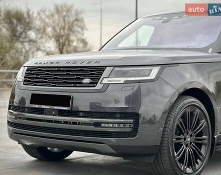 Ленд Ровер Рендж Ровер 2023 в Киеве на Automoto.ua Серый Ленд Ровер Рендж Ровер, объемом двигателя 3 л и пробегом 40 тыс. км за 179900 $, фото 10 на Automoto.ua