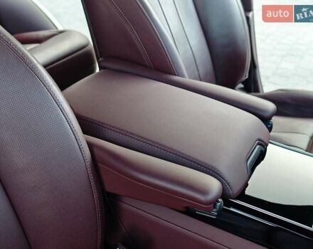 Сірий Ленд Ровер Рендж Ровер, об'ємом двигуна 3 л та пробігом 67 тис. км за 159000 $, фото 76 на Automoto.ua