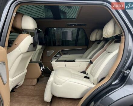 Серый Ленд Ровер Рендж Ровер, объемом двигателя 4.39 л и пробегом 32 тыс. км за 273000 $, фото 23 на Automoto.ua