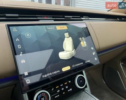 Серый Ленд Ровер Рендж Ровер, объемом двигателя 4.39 л и пробегом 35 тыс. км за 269000 $, фото 51 на Automoto.ua