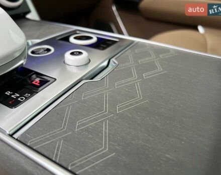 Серый Ленд Ровер Рендж Ровер, объемом двигателя 4.39 л и пробегом 32 тыс. км за 273000 $, фото 19 на Automoto.ua