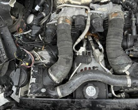 Серый Ленд Ровер Рендж Ровер, объемом двигателя 4.4 л и пробегом 10 тыс. км за 45000 $, фото 2 на Automoto.ua