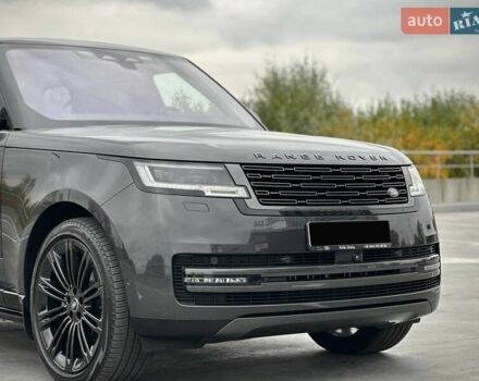 Ленд Ровер Рендж Ровер 2023 в Киеве на Automoto.ua Серый Ленд Ровер Рендж Ровер, объемом двигателя 3 л и пробегом 40 тыс. км за 179900 $, фото 4 на Automoto.ua